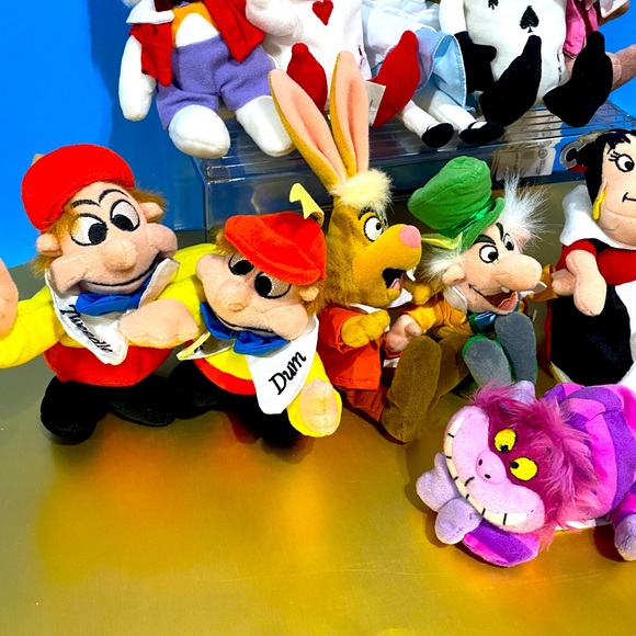 DISNEY EXCLUSIVE NWT 1990s ALICE IN WONDERLAND BEAN BAG PLUSH COMPLETE SET OF 12 - Picture 7 of 15